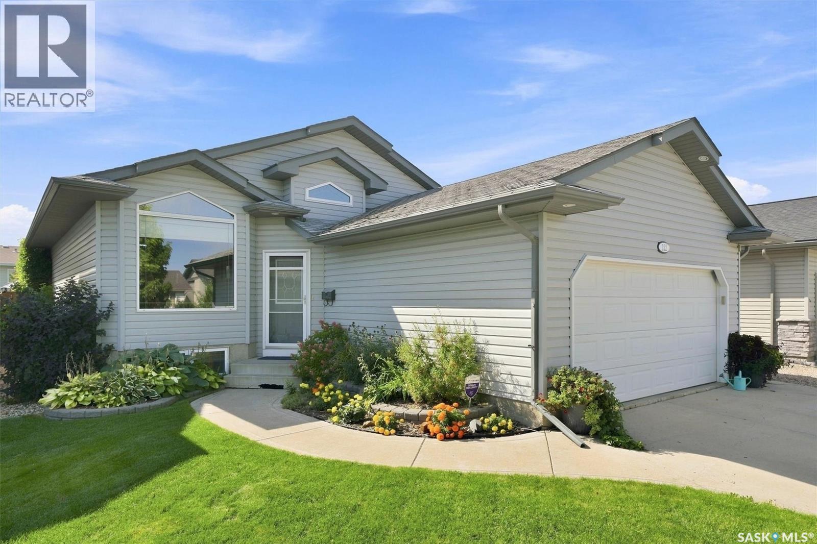 122 Overholt Crescent, Saskatoon, Saskatchewan  S7N 4S9 - Photo 1 - SK048060