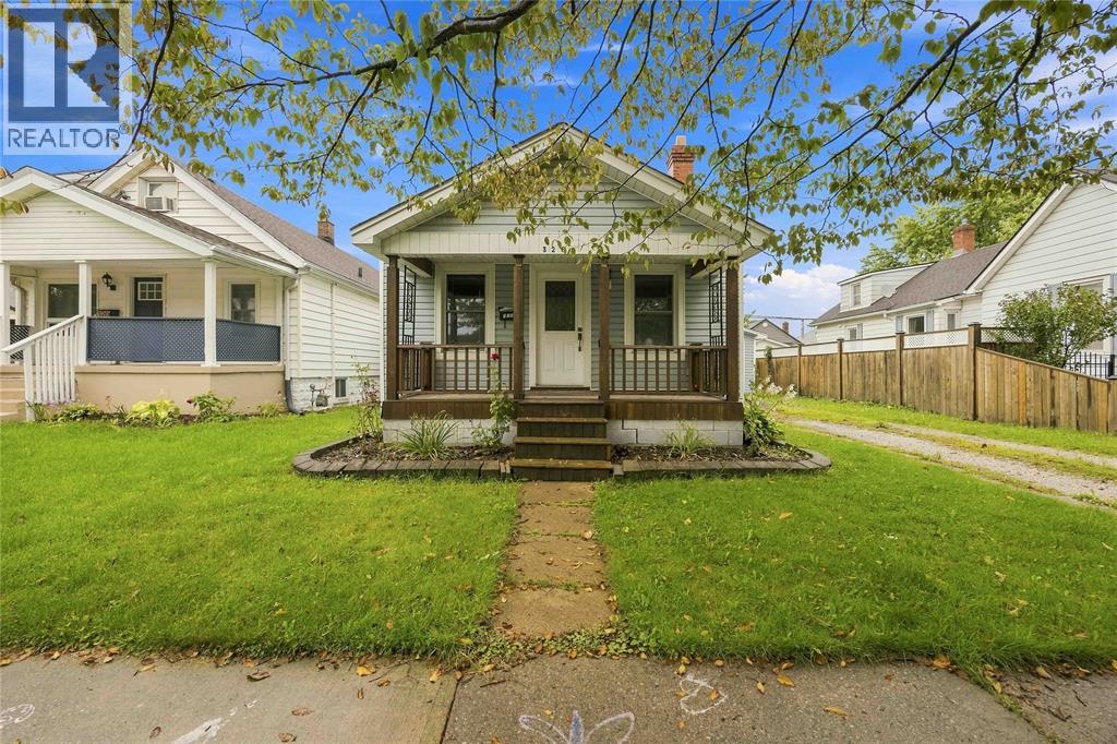 326 BRIGHT STREET Sarnia Ontario Canada N7T4G2 1