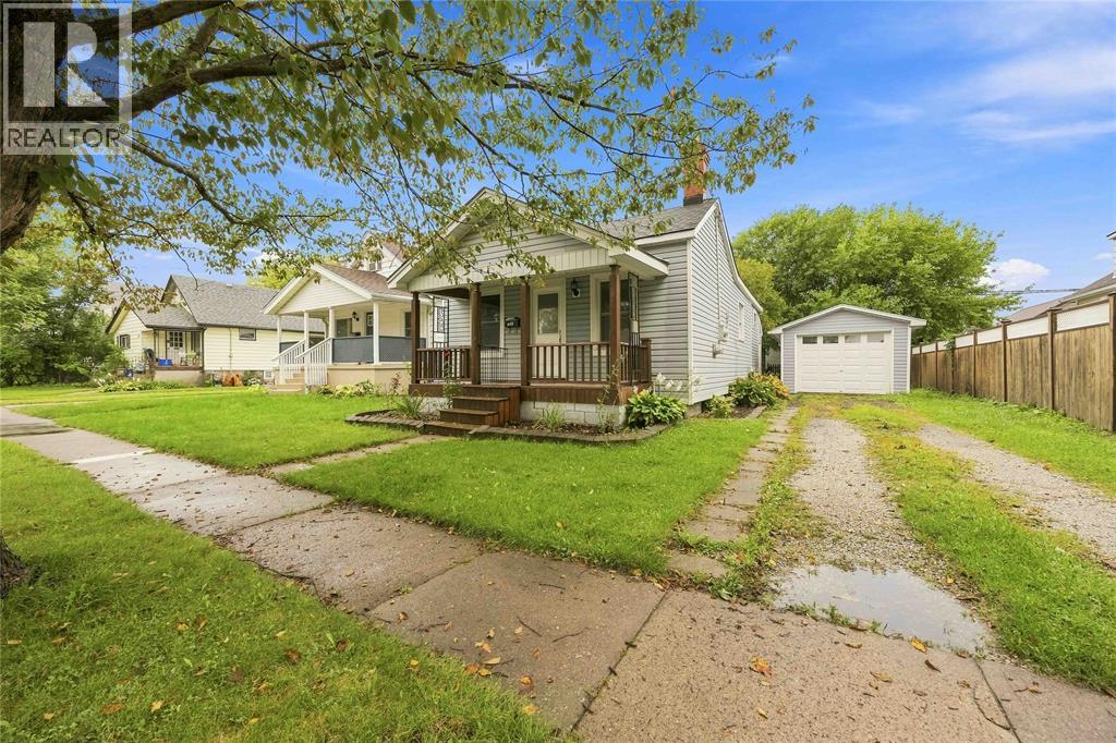 326 BRIGHT STREET Sarnia Ontario Canada N7T4G2 2
