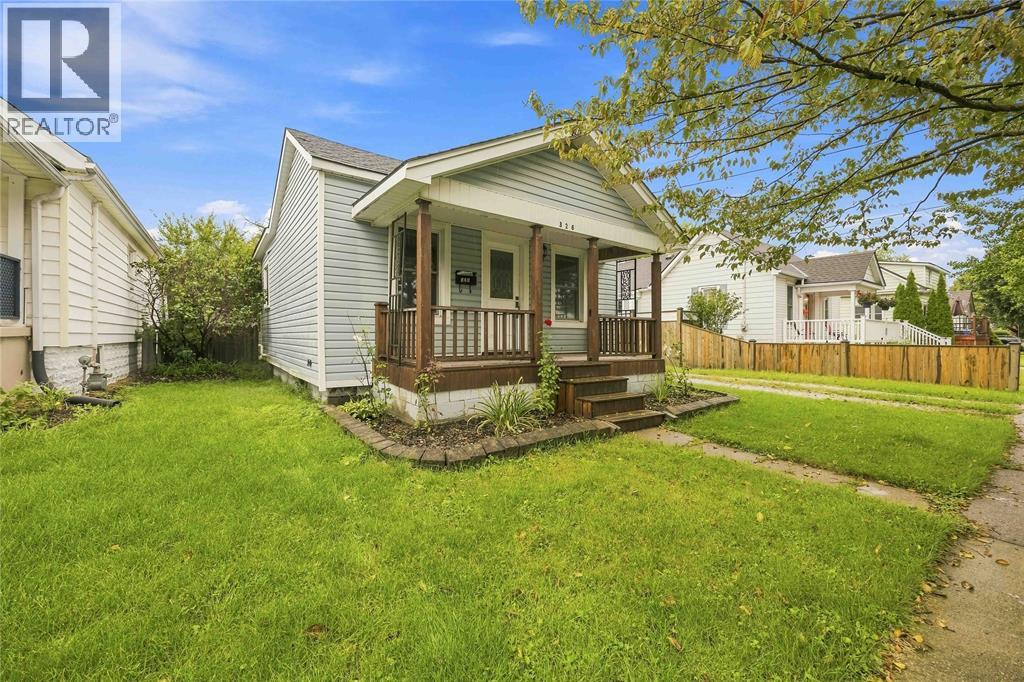 326 BRIGHT STREET Sarnia Ontario Canada N7T4G2 3