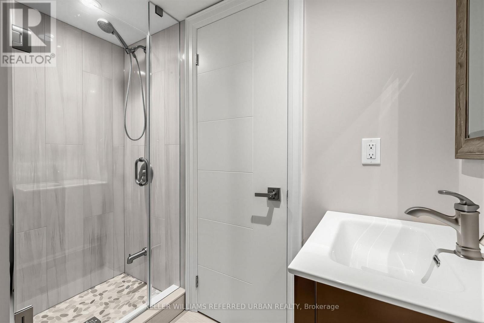 90 Holmes Avenue, Toronto, Ontario  M2N 4M4 - Photo 35 - C13765498
