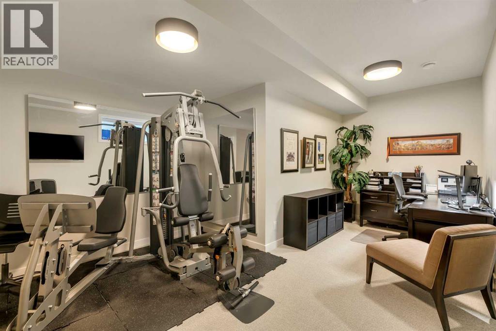 648 Shawnee Terrace SW, Calgary, Alberta  T2Y 0T5 - Photo 29 - A2342226