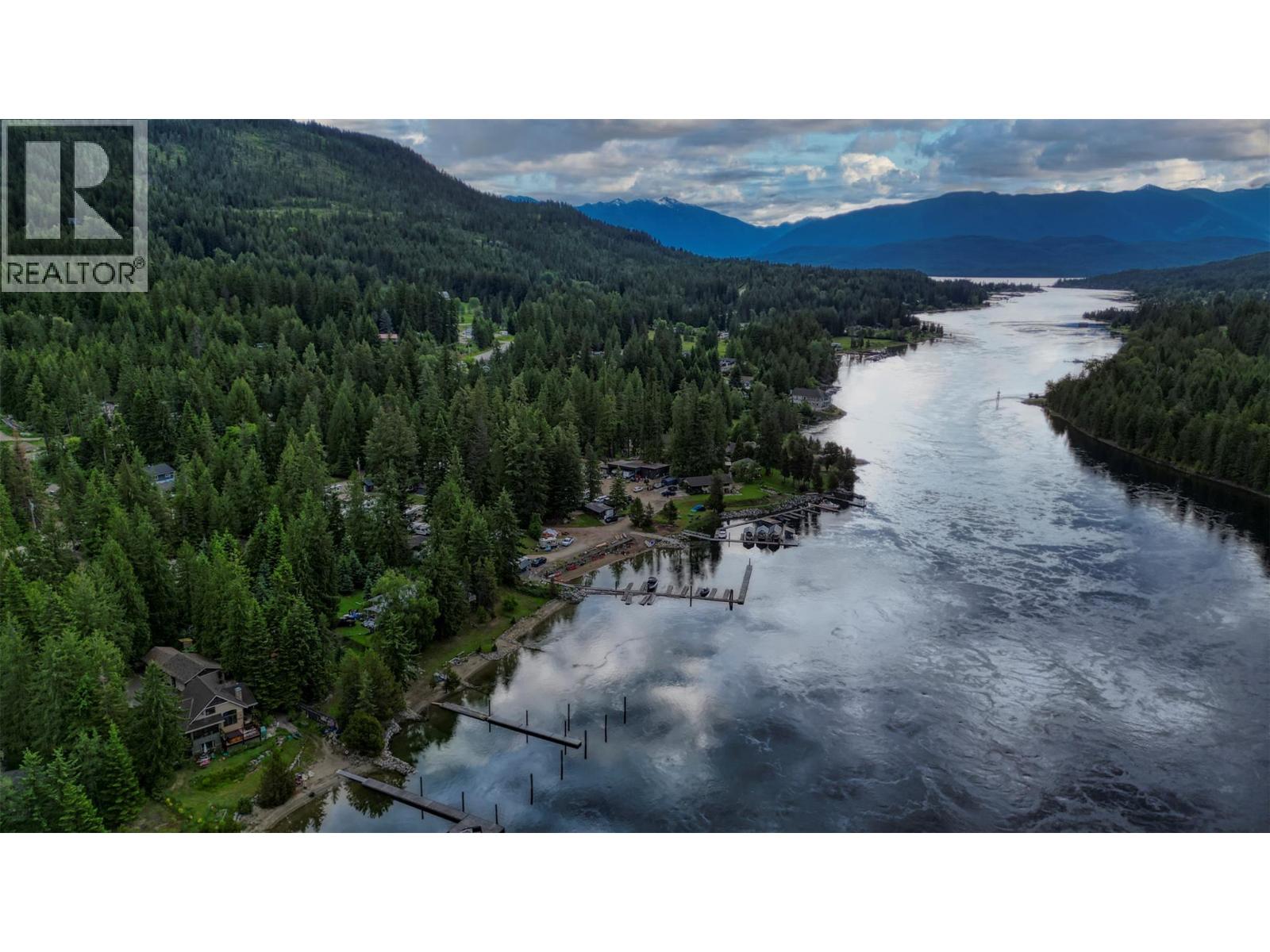 7022 Highway 3a, Balfour, British Columbia  V1L 6R9 - Photo 9 - 10387069