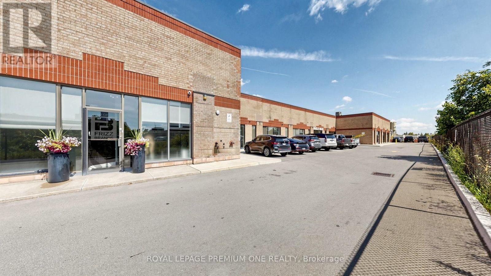 8 - 445 Edgeley Boulevard, Vaughan (Concord), Ontario  L4K 4G1 - Photo 4 - N13765836