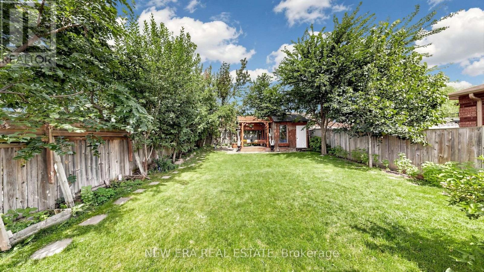 30 Harrogate Court, Barrie, Ontario  L4M 0B9 - Photo 38 - S13761638