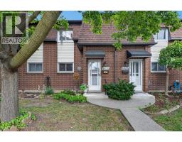 6430 THORNBERRY, Windsor, Ontario