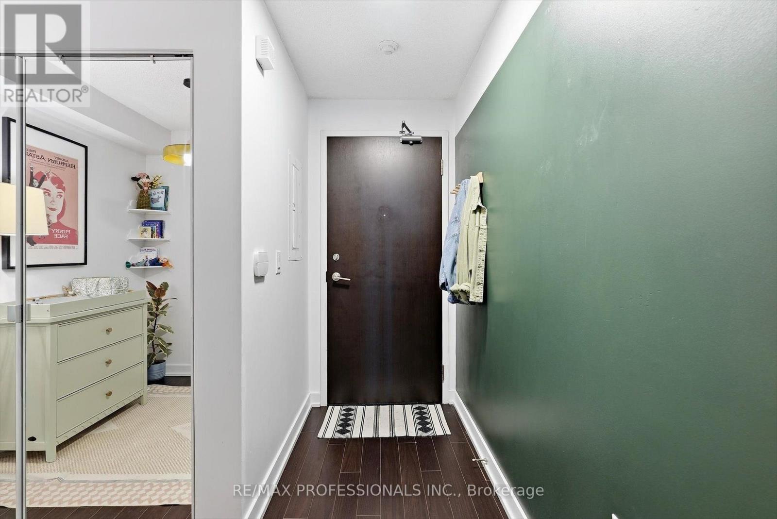1605 - 38 Dan Leckie Way, Toronto, Ontario  M5V 2V6 - Photo 8 - C13764632
