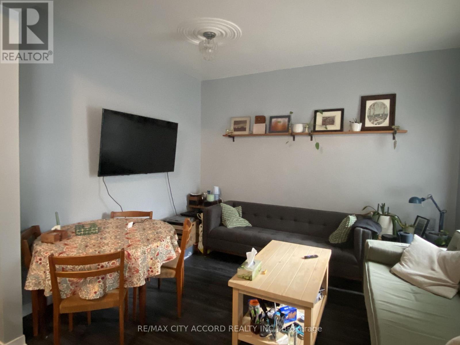 Main Floor - 282 Gladstone Avenue, Toronto, Ontario  M6J 3L6 - Photo 4 - C13759946