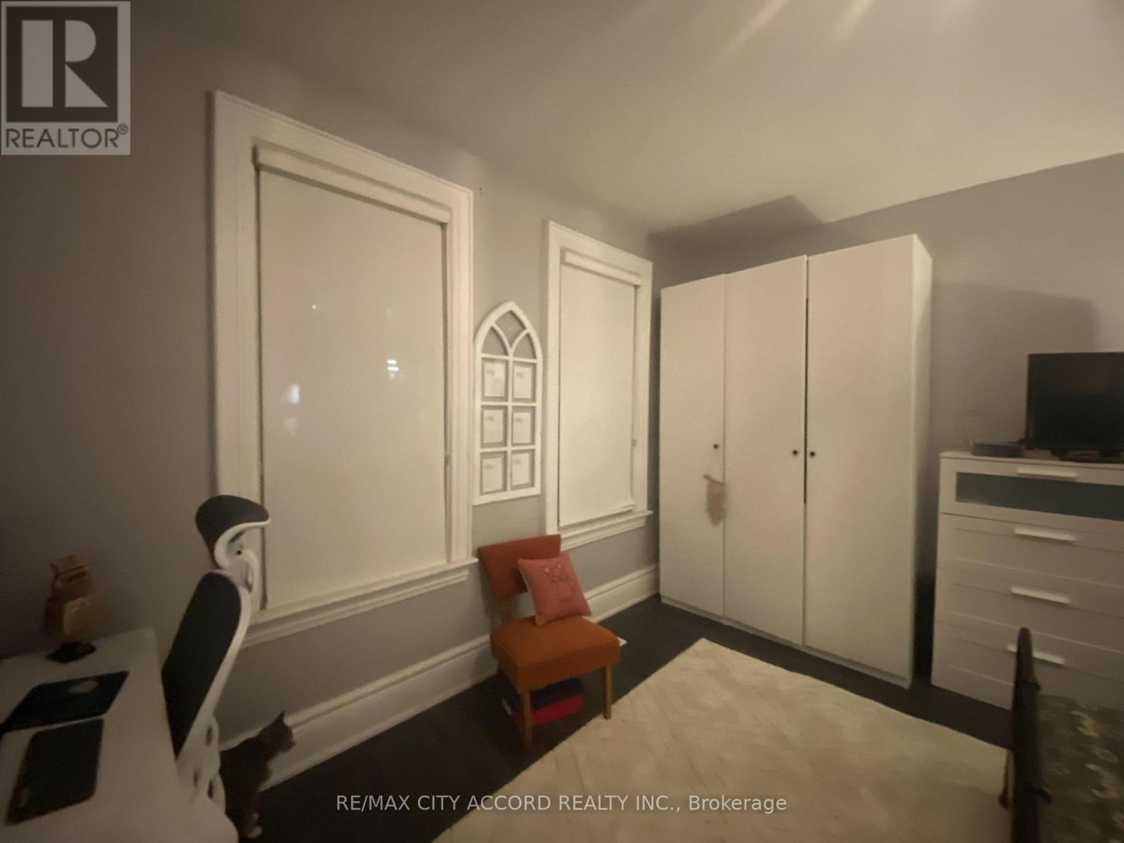 Main Floor - 282 Gladstone Avenue, Toronto, Ontario  M6J 3L6 - Photo 5 - C13759946