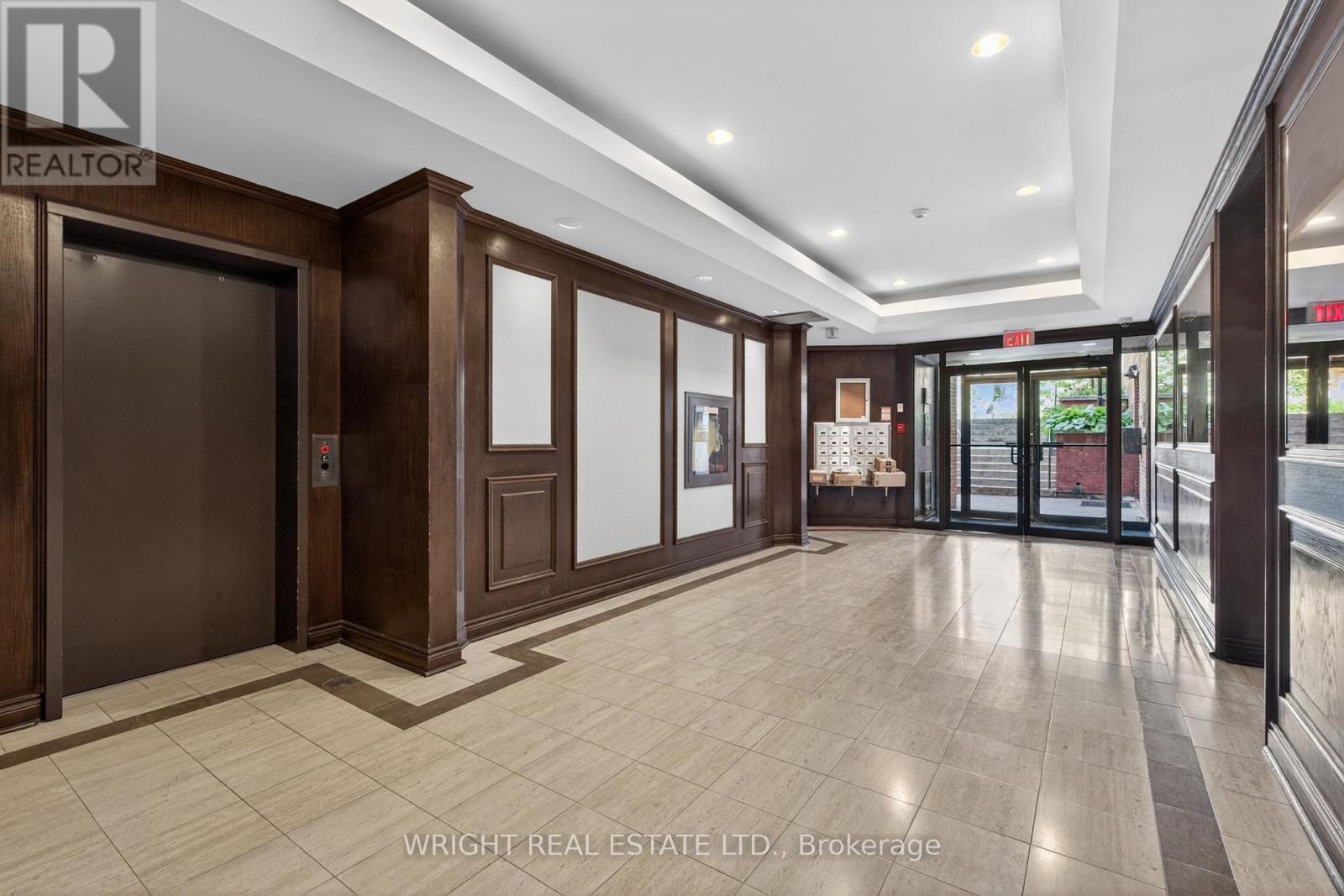 150 Beverley Street, Toronto, Ontario  M5T 1Y5 - Photo 3 - C13764812