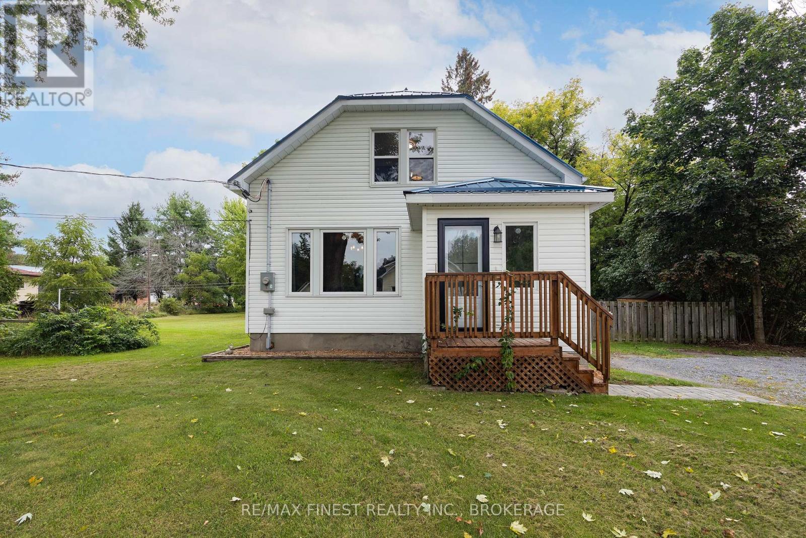 6074 BANK STREET, Frontenac, Ontario