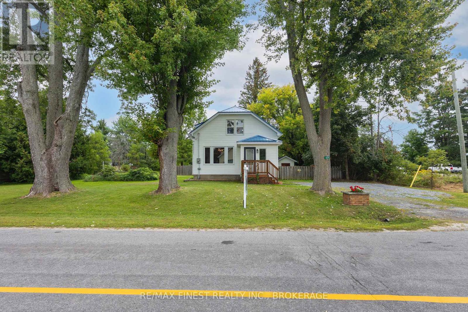 6074 Bank Street, Frontenac, Ontario  K0H 2W0 - Photo 2 - X13766266