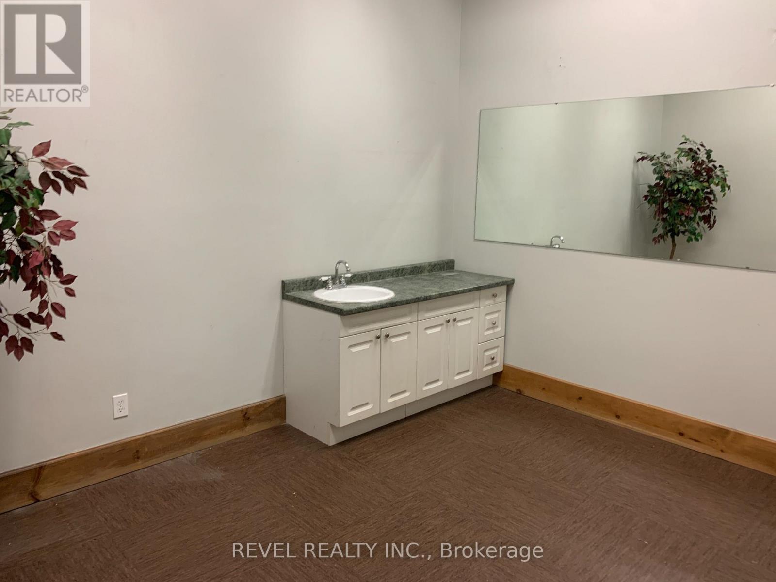 Unit B - 184 Third Avenue, Timmins, Ontario  P4N 1C8 - Photo 6 - T13766346