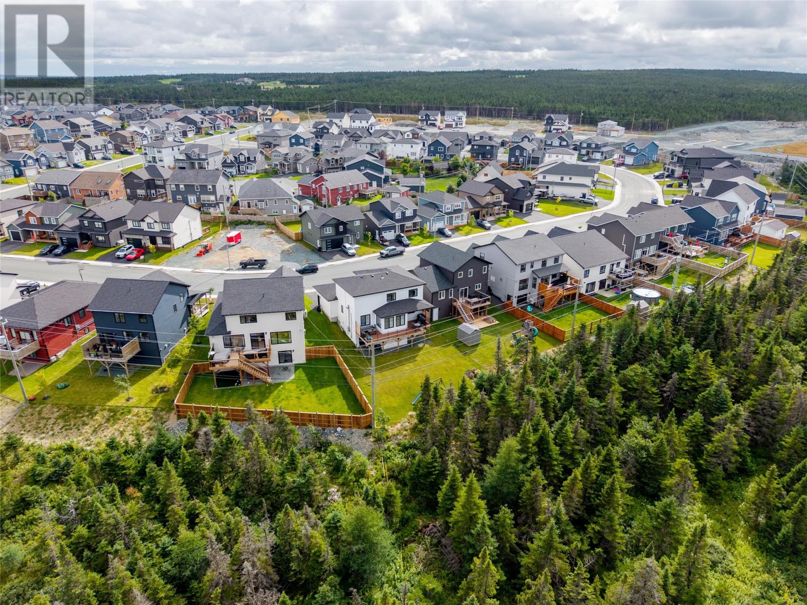 54 Pepperwood Drive, St. John's — photo 45
