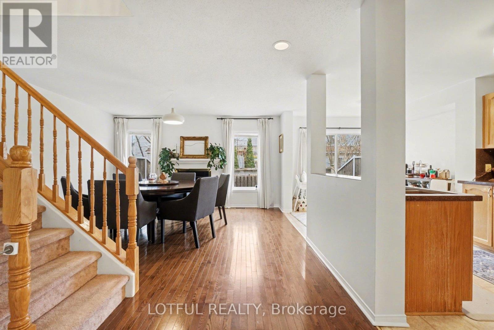 3 Collington Street, Ottawa, Ontario  K2G 6X5 - Photo 5 - X13766328