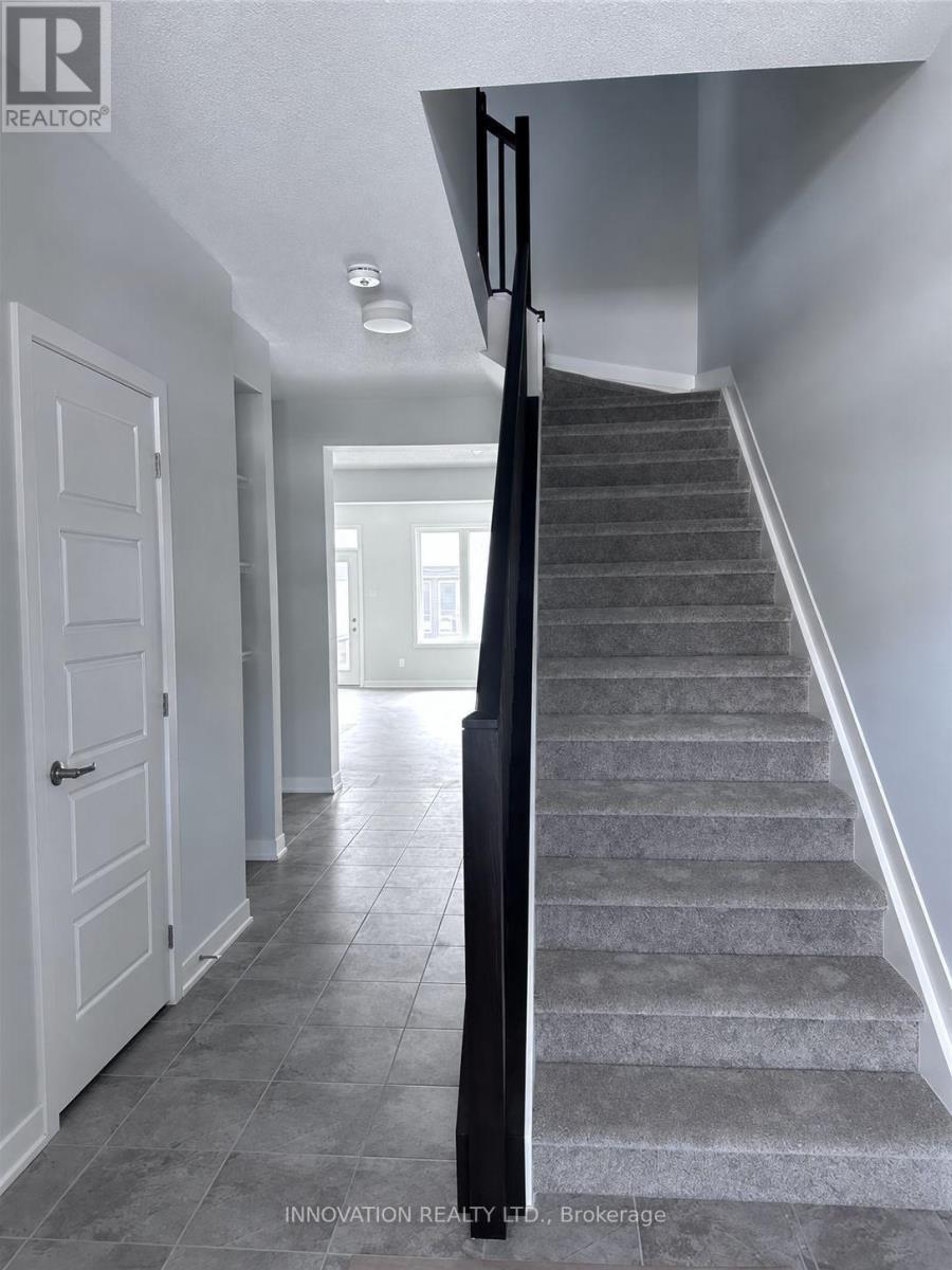 291 Billrian Crescent, Ottawa, Ontario  K2S 3A6 - Photo 2 - X13766330