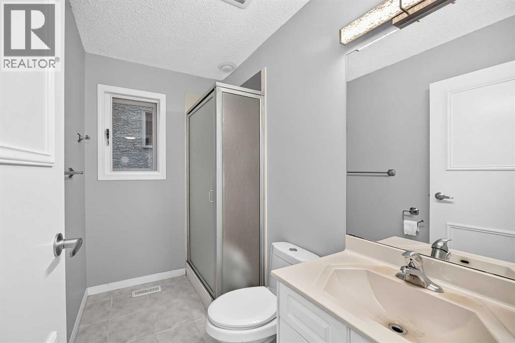 9217 Santana Crescent NW, Calgary, Alberta  T3K 3N1 - Photo 17 - A2343888