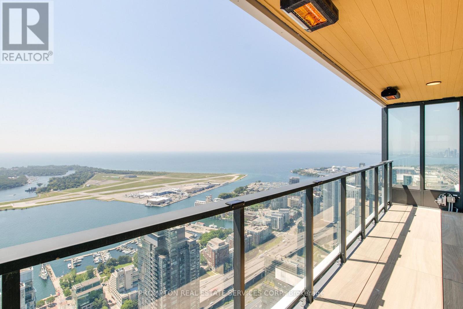 7008 - 3 Concord Cityplace Way, Toronto, Ontario  M5V 0X4 - Photo 10 - C13766194