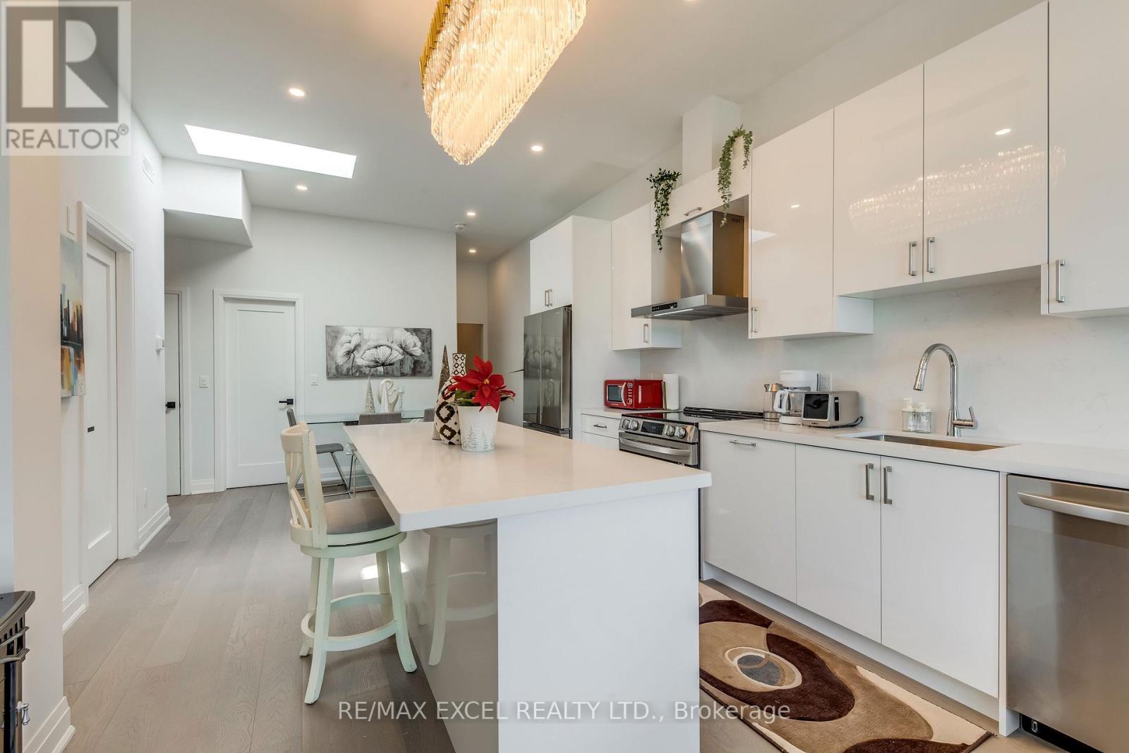 Unit D - 923 College Street, Toronto, Ontario  M6H 1A1 - Photo 13 - C13766220
