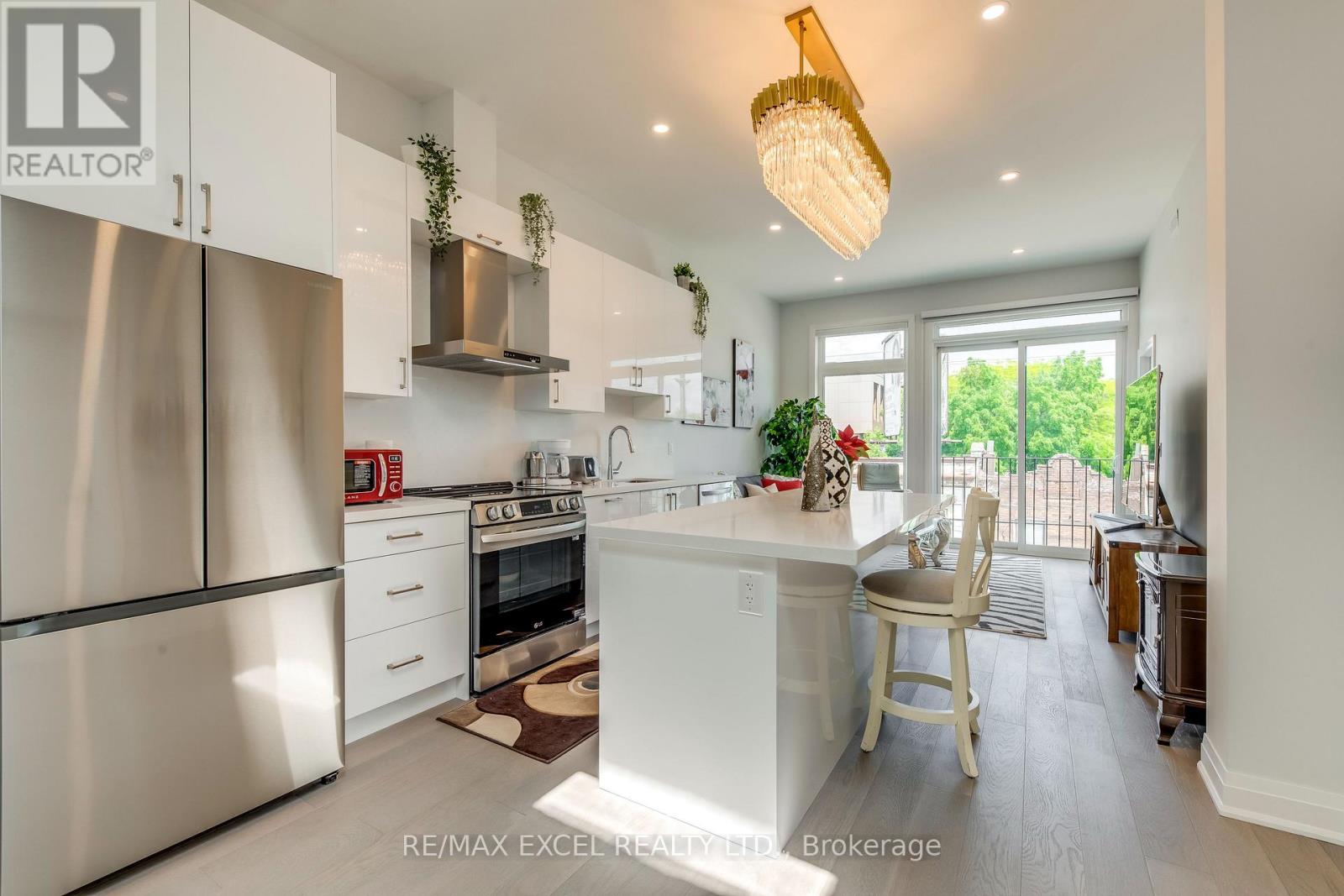 Unit D - 923 College Street, Toronto, Ontario  M6H 1A1 - Photo 15 - C13766220