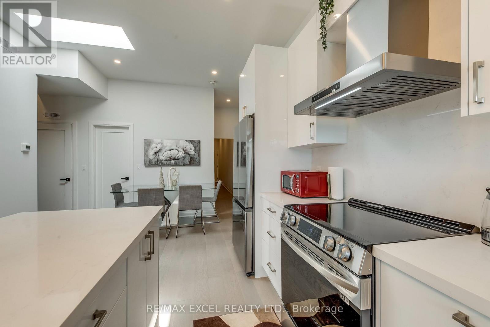Unit D - 923 College Street, Toronto, Ontario  M6H 1A1 - Photo 18 - C13766220