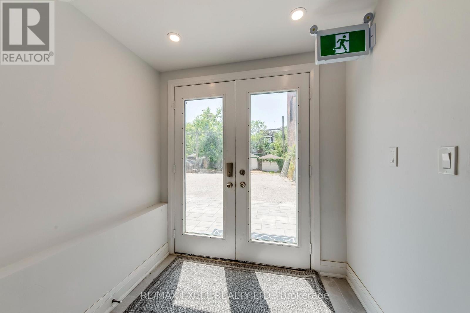 Unit D - 923 College Street, Toronto, Ontario  M6H 1A1 - Photo 5 - C13766220