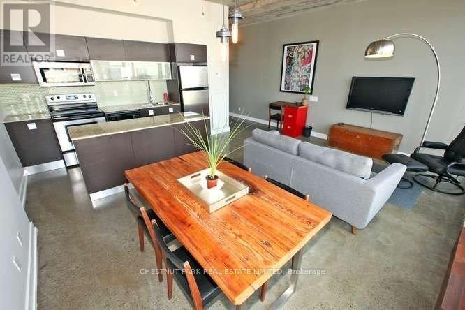811 - 10 MORRISON STREET, Toronto, Ontario