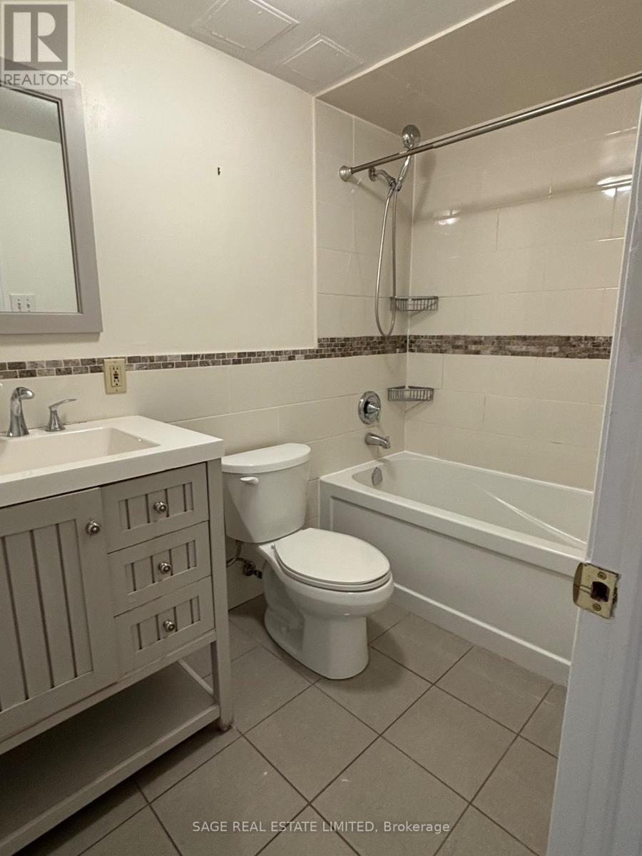 W/o - 1671 Bathurst Street, Toronto, Ontario  M5P 3J8 - Photo 9 - C13766256