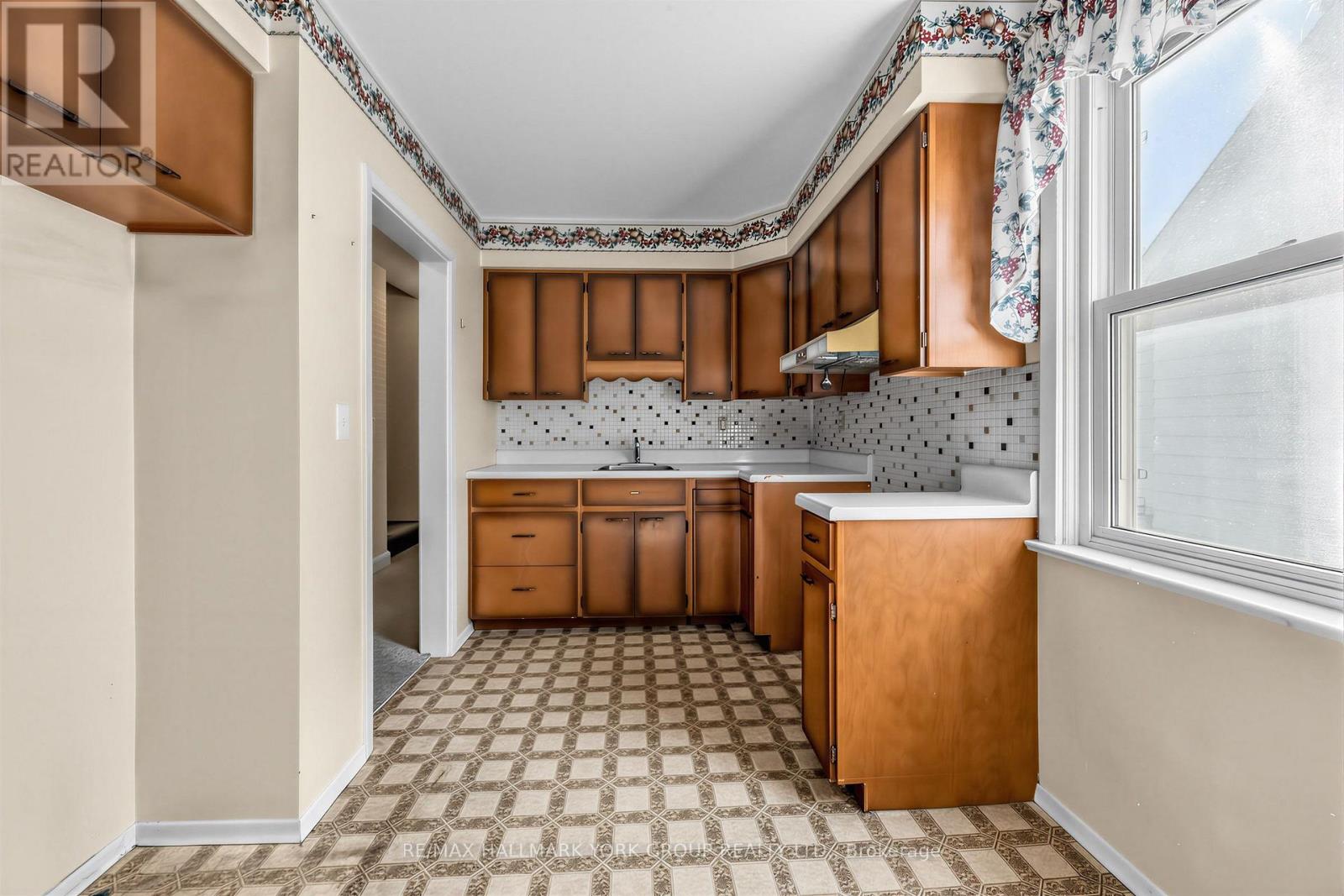 441 Ritson Road N, Oshawa, Ontario  L1G 5P9 - Photo 12 - E13766198