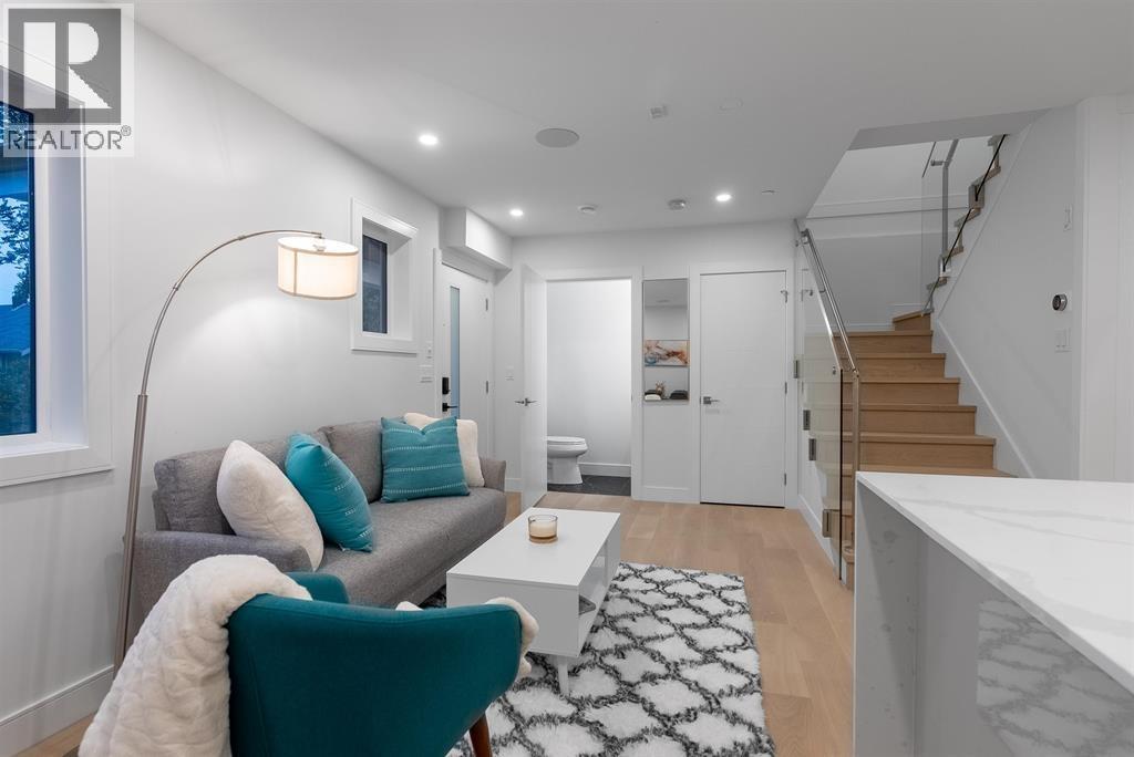2881 E Georgia Street, Vancouver, British Columbia  V5K 2K3 - Photo 4 - R3163736