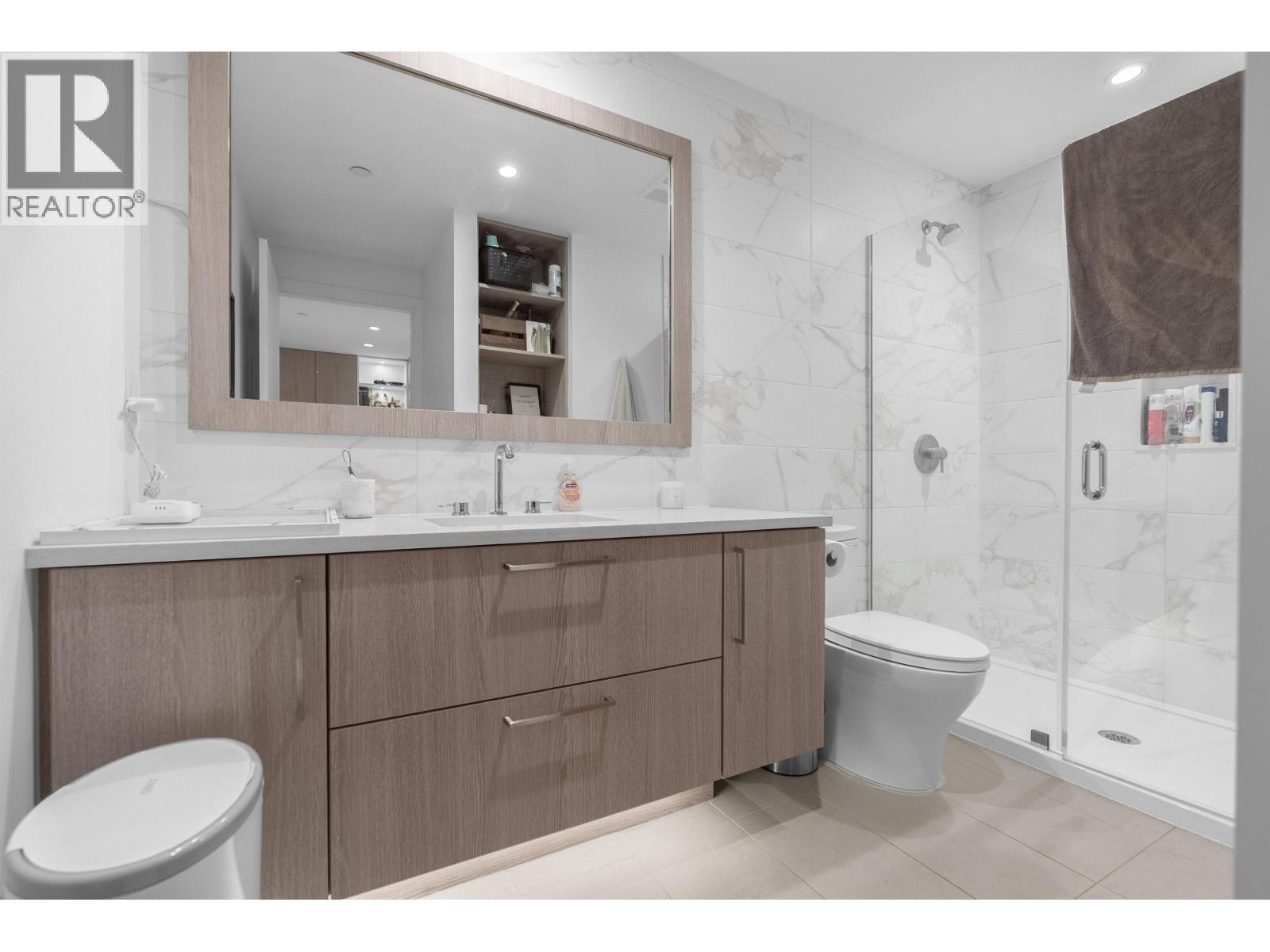 308 747 E 3rd Street, North Vancouver, British Columbia  V7L 1G8 - Photo 14 - R3163739