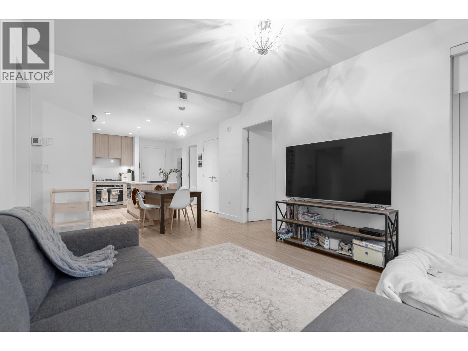 308 747 E 3rd Street, North Vancouver, British Columbia  V7L 1G8 - Photo 16 - R3163739