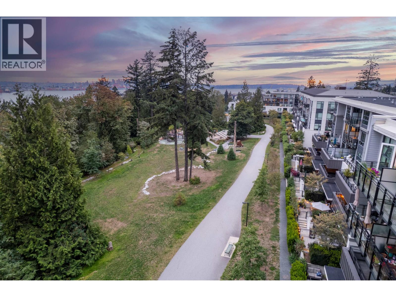 308 747 E 3rd Street, North Vancouver, British Columbia  V7L 1G8 - Photo 5 - R3163739