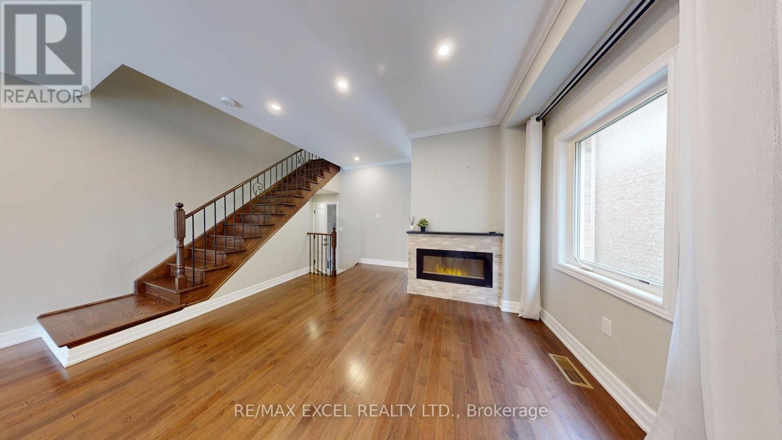 61 Landwood Avenue, Vaughan (Patterson), Ontario  L4J 0B9 - Photo 7 - N13766168