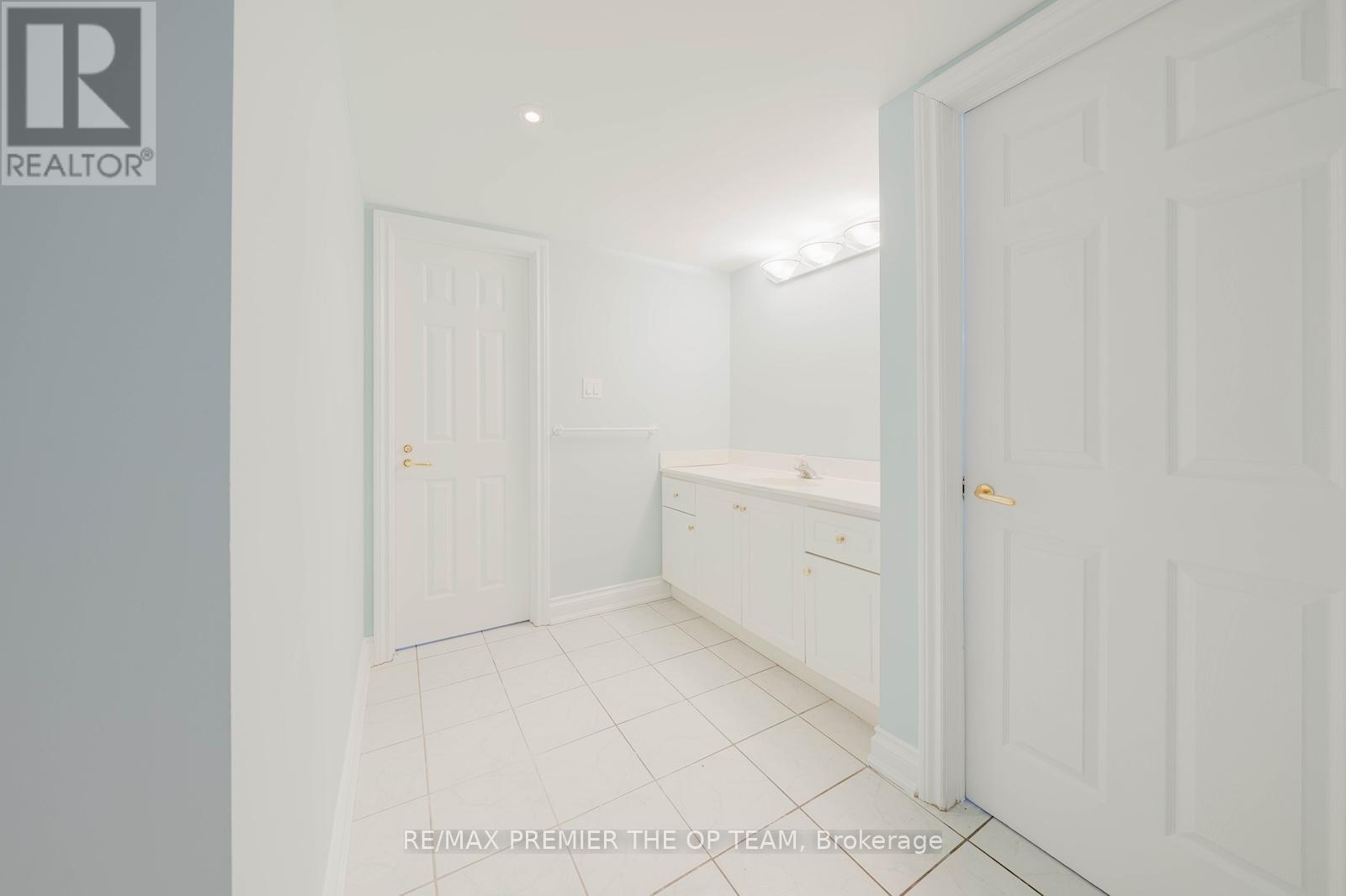 7930 Kipling Avenue, Vaughan, Ontario  L4L 1Z5 - Photo 25 - N13766262