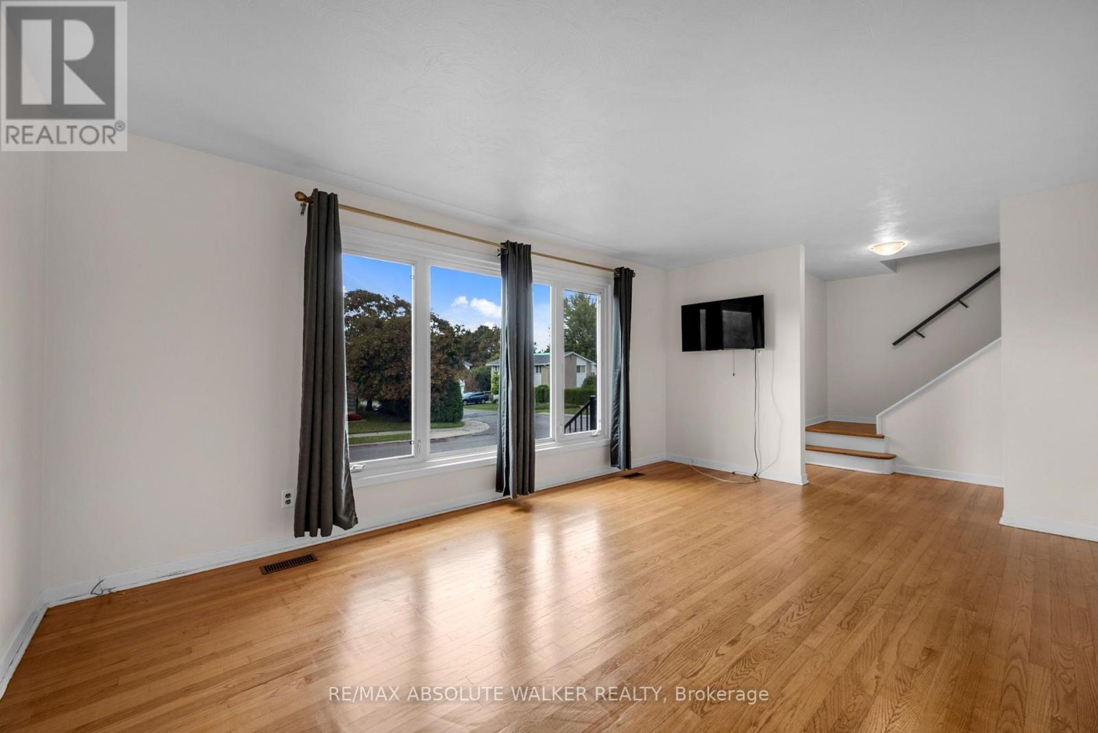 331 Britannia Road, Ottawa, Ontario  K2B 5X7 - Photo 6 - X13765568