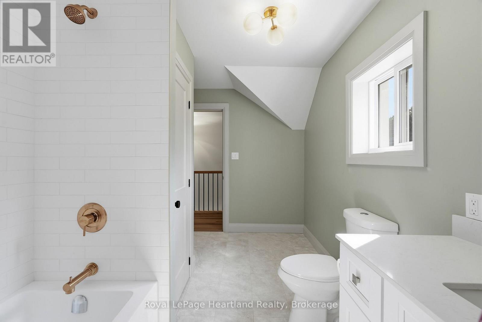 24 Queen Street E, West Grey, Ontario  N0G 1S0 - Photo 22 - X13766290