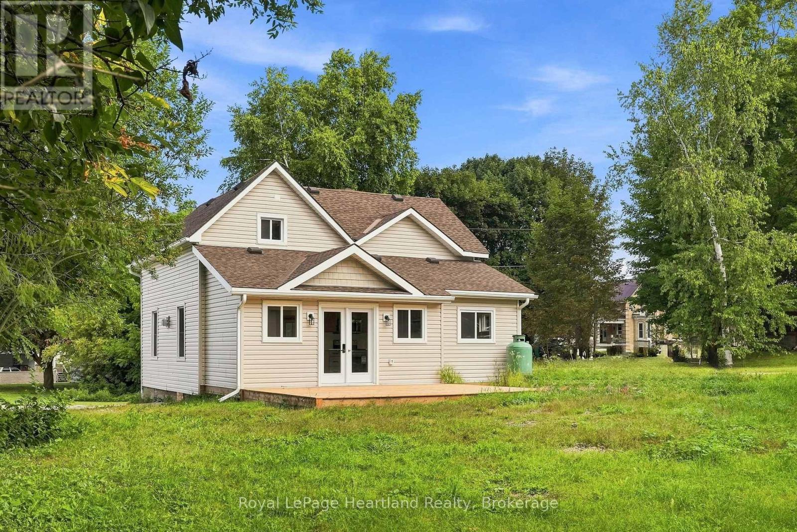 24 Queen Street E, West Grey, Ontario  N0G 1S0 - Photo 26 - X13766290