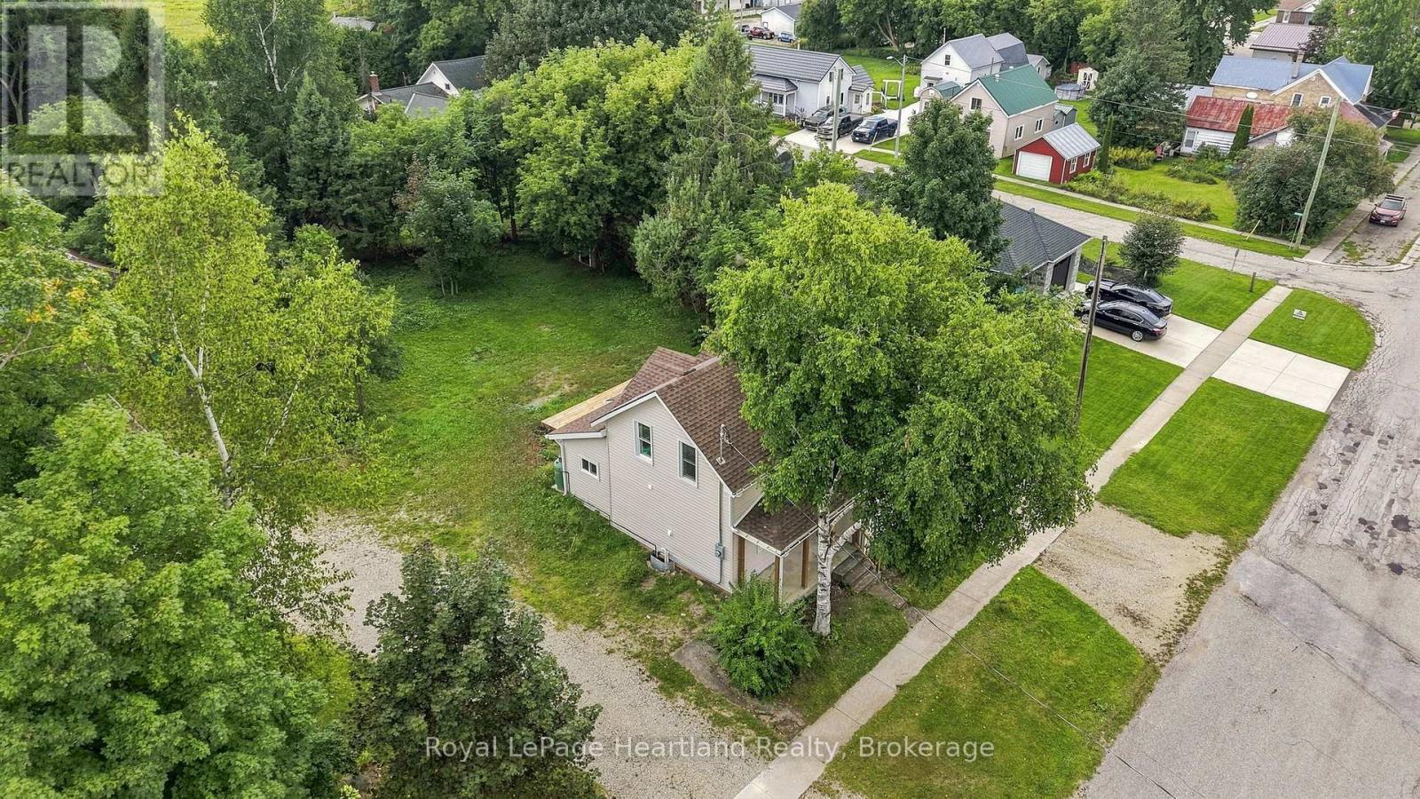 24 Queen Street E, West Grey, Ontario  N0G 1S0 - Photo 28 - X13766290