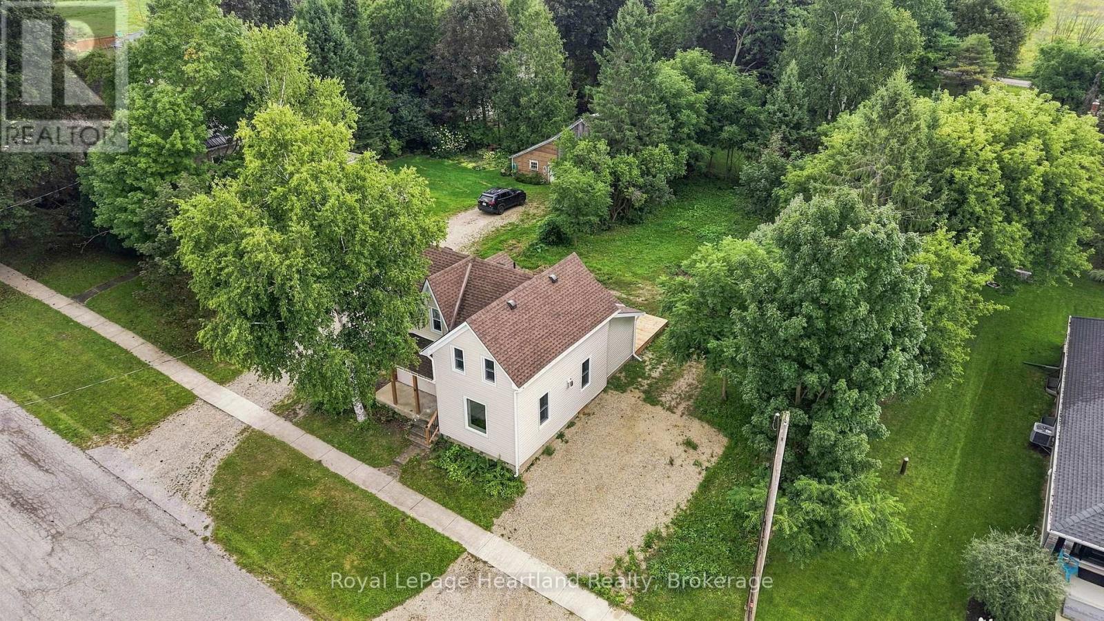 24 Queen Street E, West Grey, Ontario  N0G 1S0 - Photo 29 - X13766290