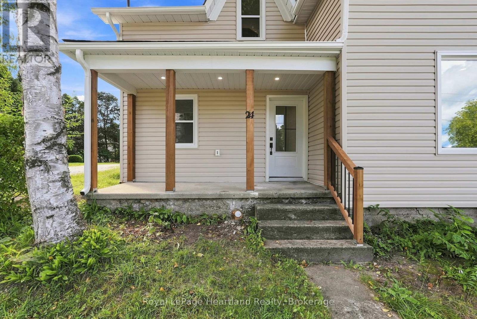 24 Queen Street E, West Grey, Ontario  N0G 1S0 - Photo 3 - X13766290