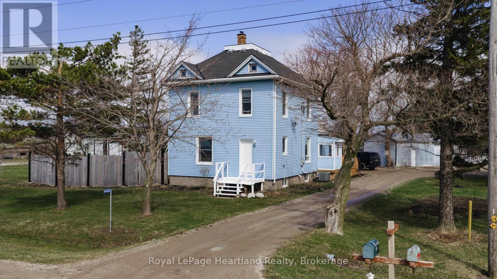 84688 Bluewater Highway, Ashfield-Colborne-Wawanosh, Ontario  N7A 3X9 - Photo 1 - X13766322