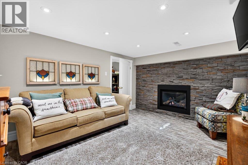 3151 Lakeshore Road, Burlington, Ontario  L7N 1A5 - Photo 33 - 40856207