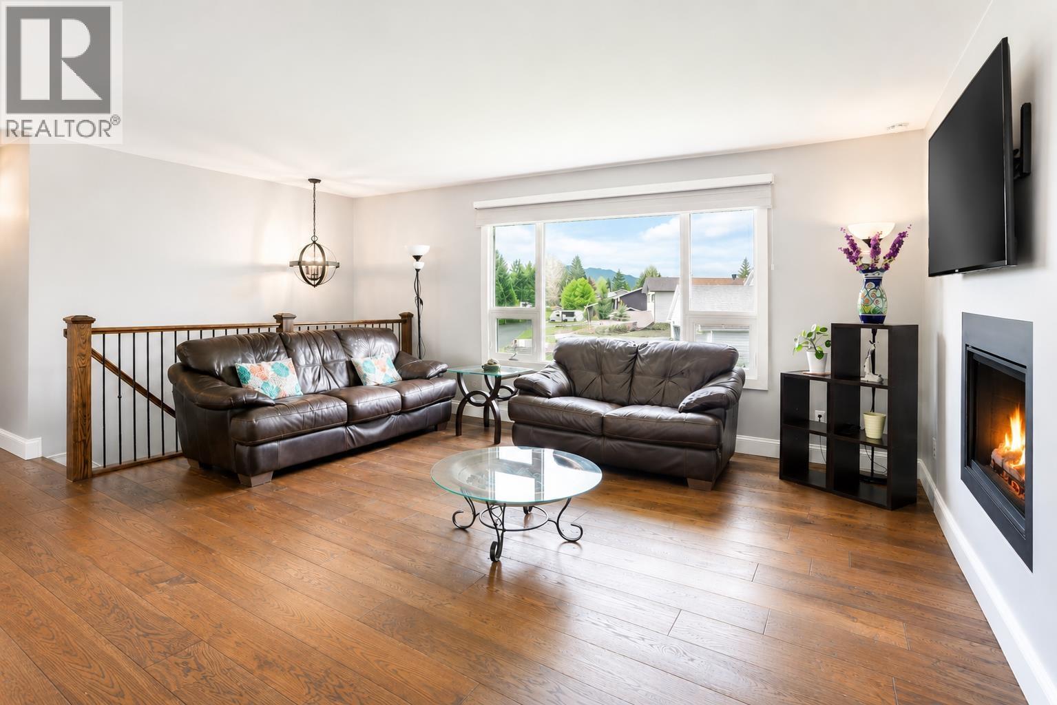 33 Margetts Street, Kitimat, British Columbia  V8C 2L4 - Photo 8 - R3123460