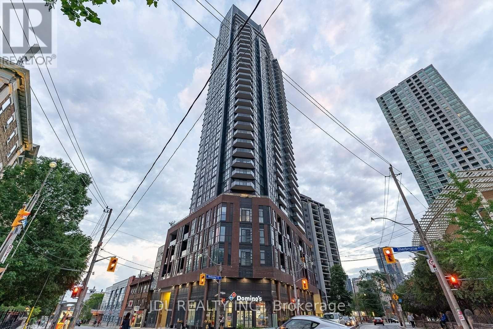 1308 - 159 Wellesley Street E, Toronto, Ontario  M4Y 0H5 - Photo 2 - C13194830