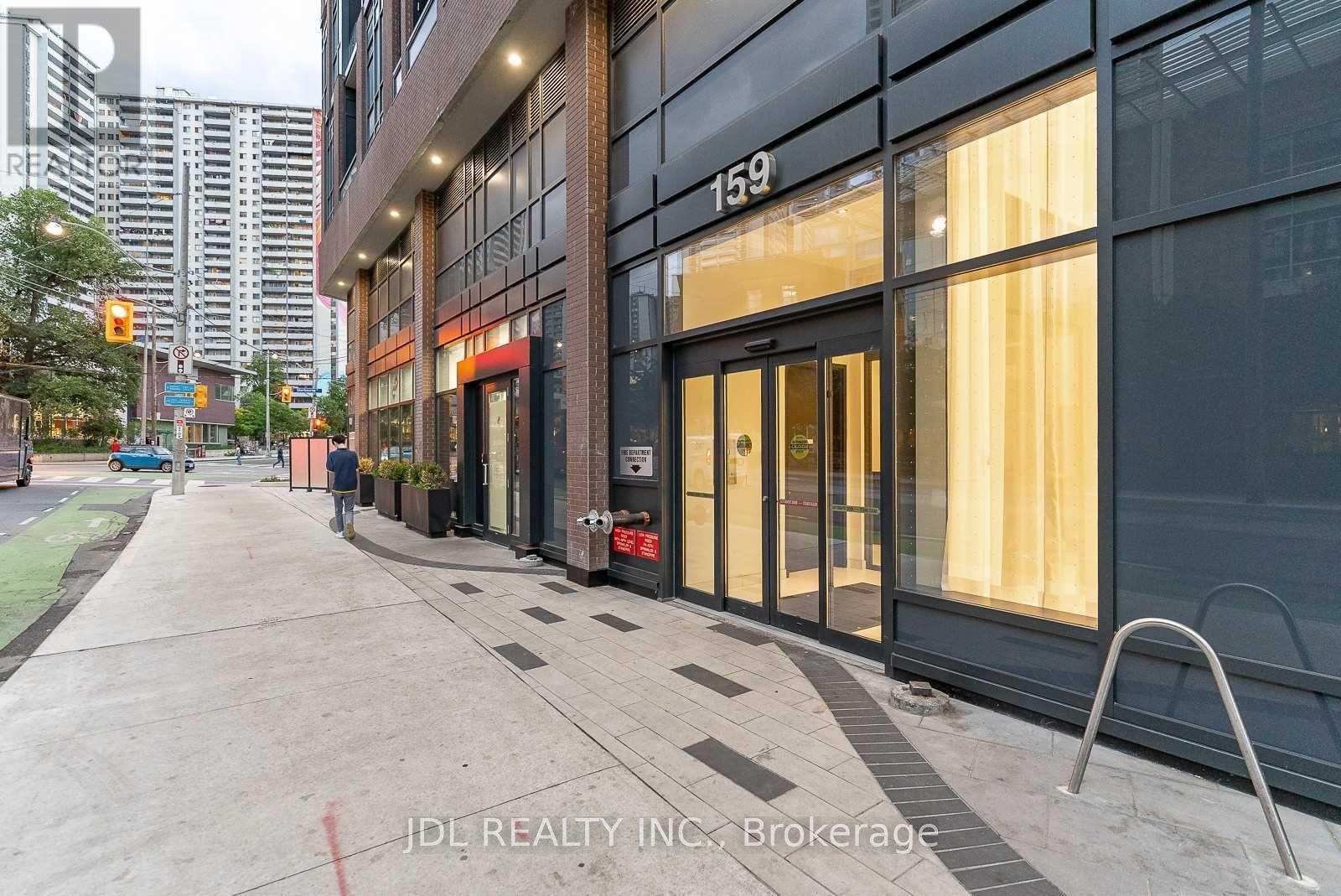 1308 - 159 Wellesley Street E, Toronto, Ontario  M4Y 0H5 - Photo 3 - C13194830