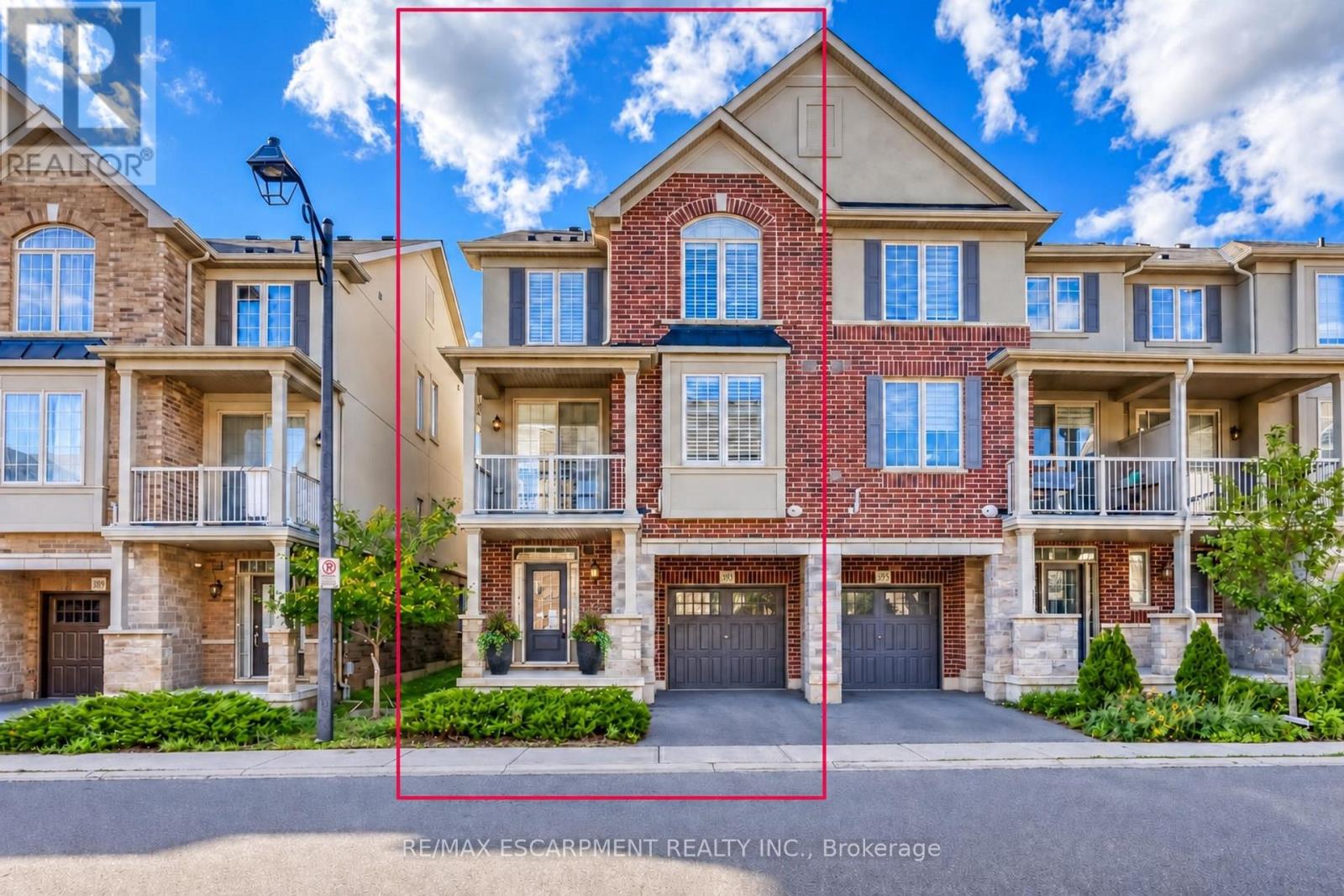 393 GRANTHAM COMMON, Oakville, Ontario