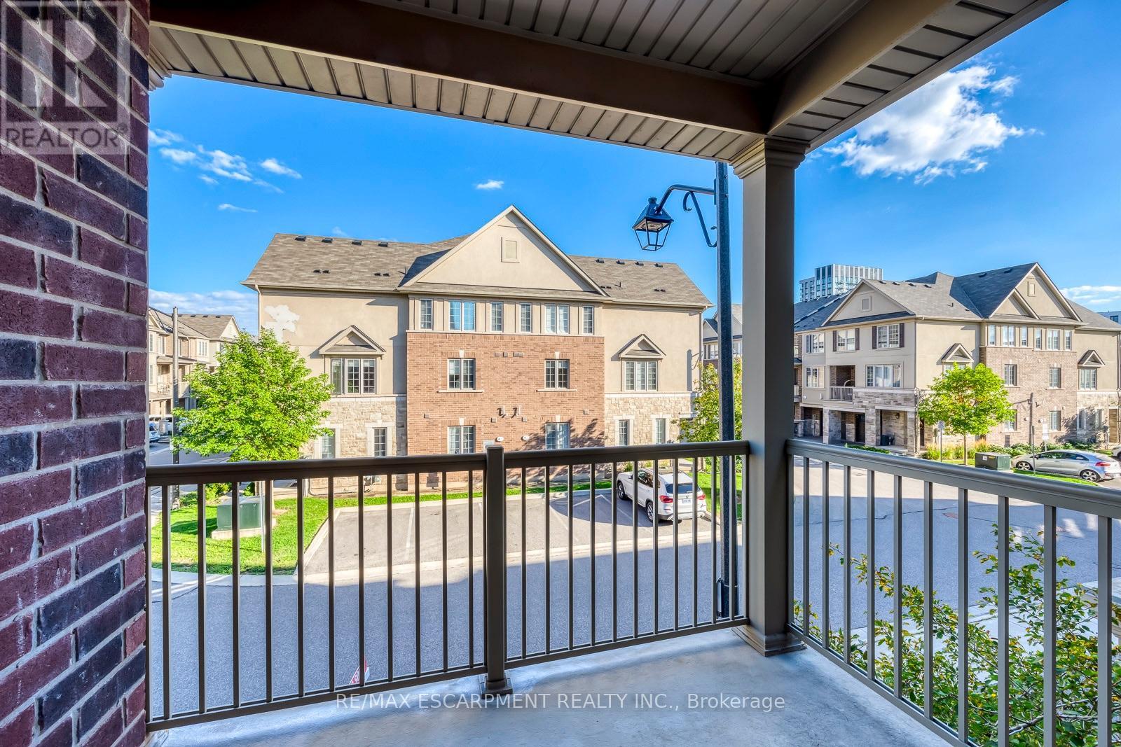 393 Grantham Common, Oakville, Ontario  L6H 7E3 - Photo 21 - W13766150