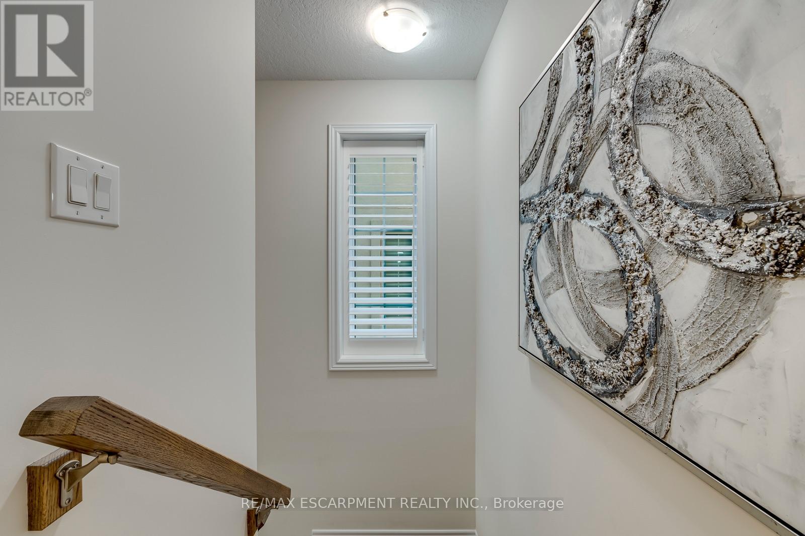 393 Grantham Common, Oakville, Ontario  L6H 7E3 - Photo 25 - W13766150