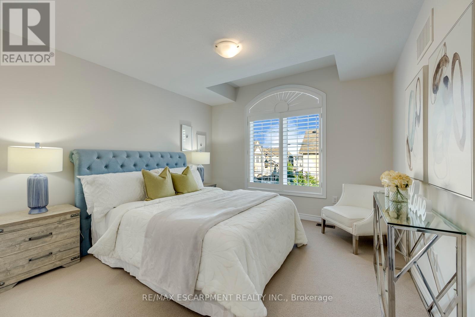 393 Grantham Common, Oakville, Ontario  L6H 7E3 - Photo 27 - W13766150